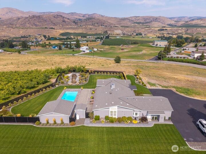 Property Photo:  1315  Green Avenue  WA 98831 