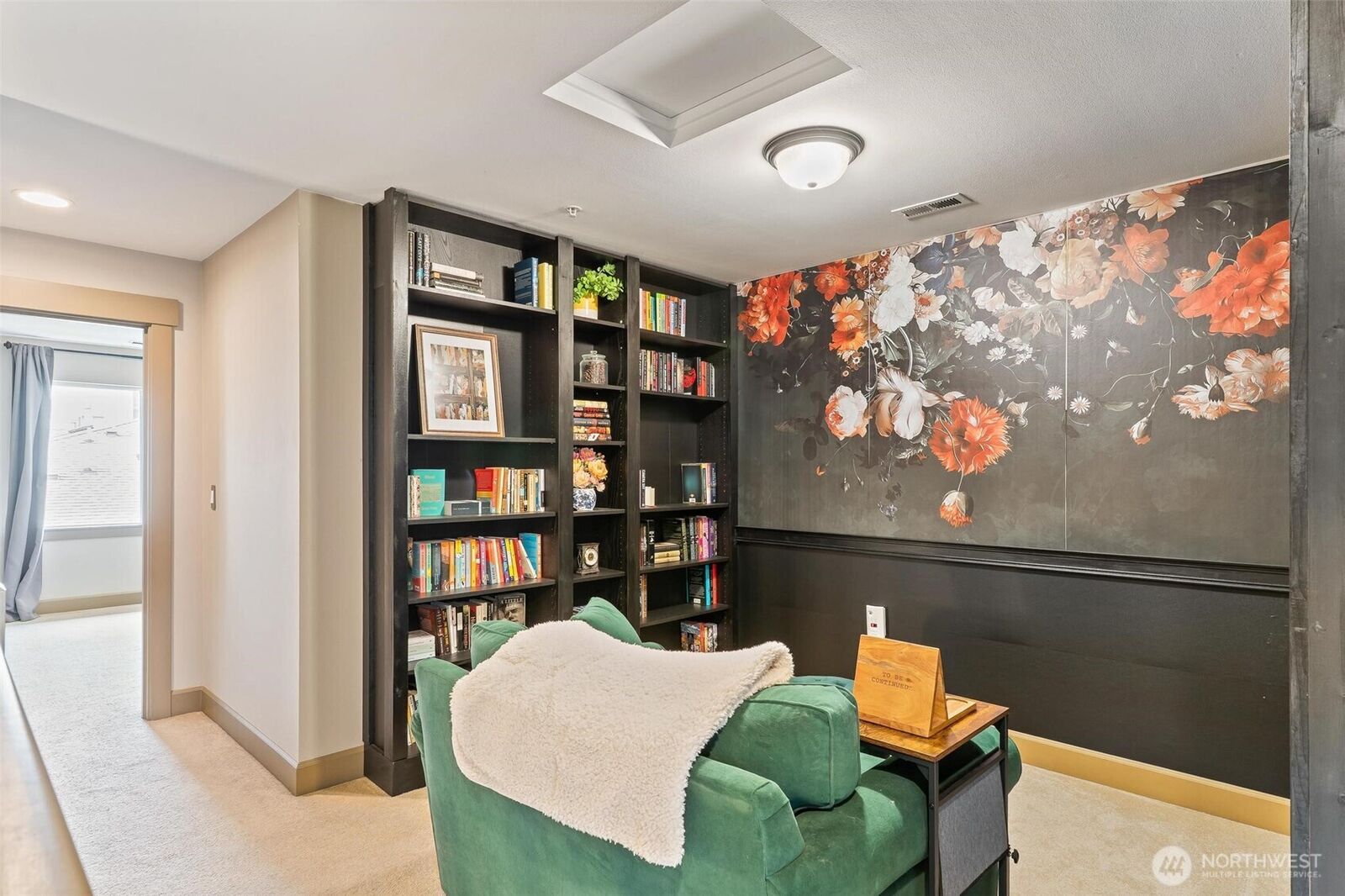 Property Photo:  2115  201st Place SE L2  WA 98012
