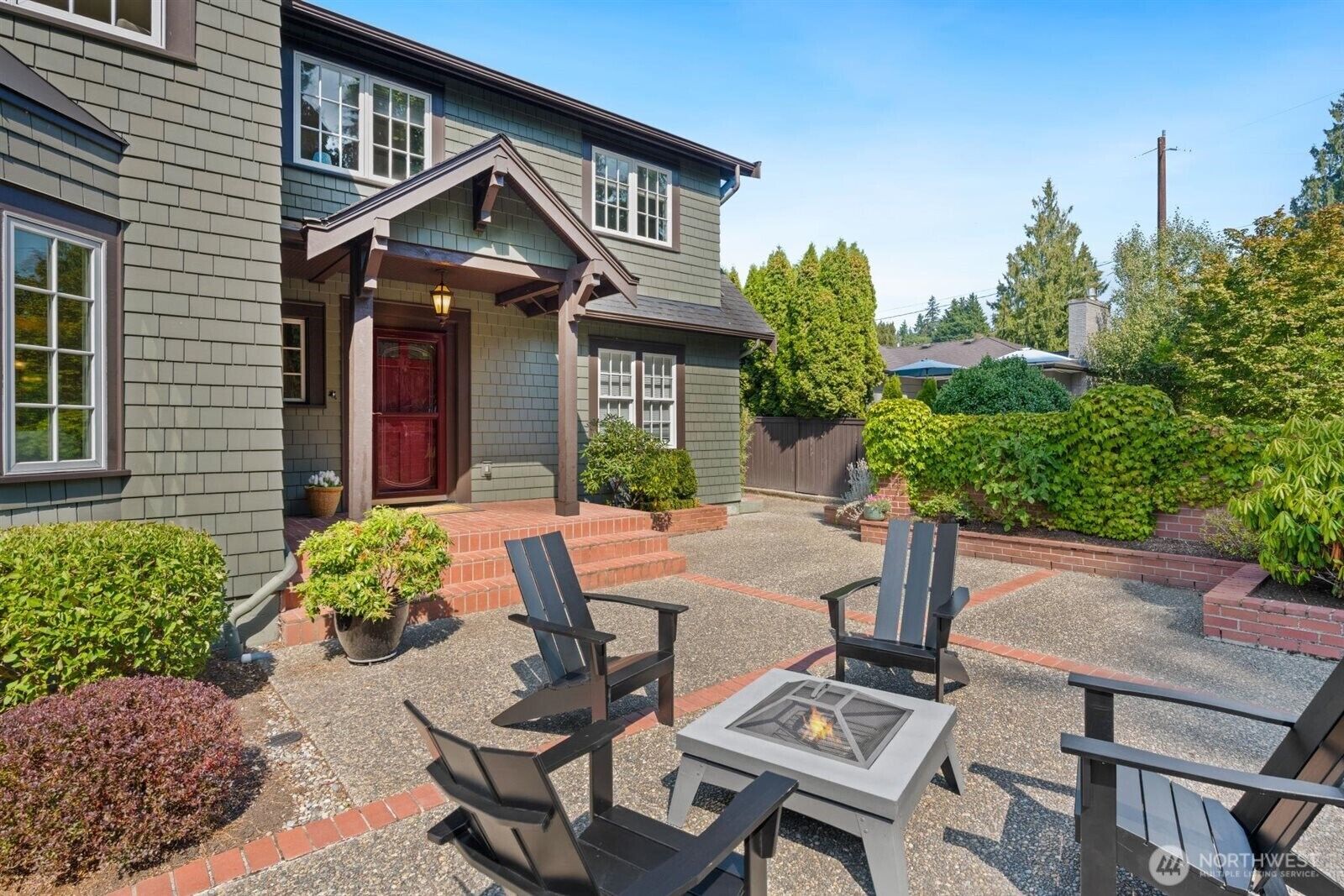 Property Photo: 4508 W Ruffner Street WA 98199