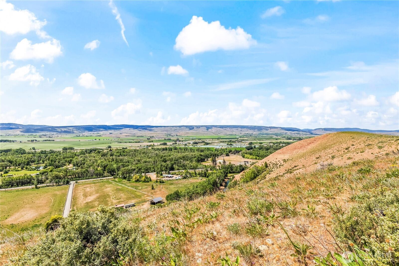 Property Photo: 18 Sundance Lane WA 98926