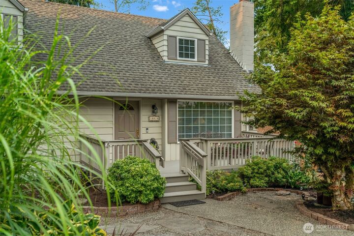 Property Photo:  18814  75th Avenue W  WA 98036 