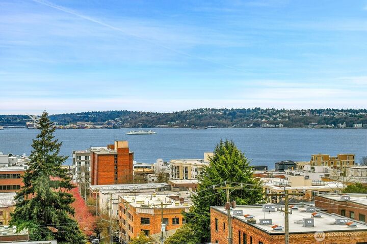 Property Photo: 912 3rd Avenue W 501 WA 98119
