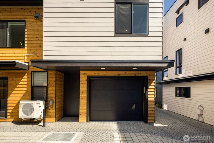 Property Photo: 9219 A 14th Avenue NW WA 98117