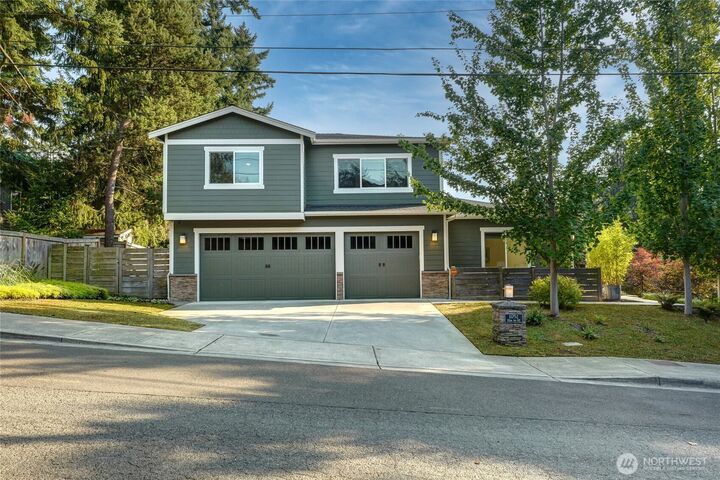 Property Photo: 11752 82nd Avenue NE WA 98034