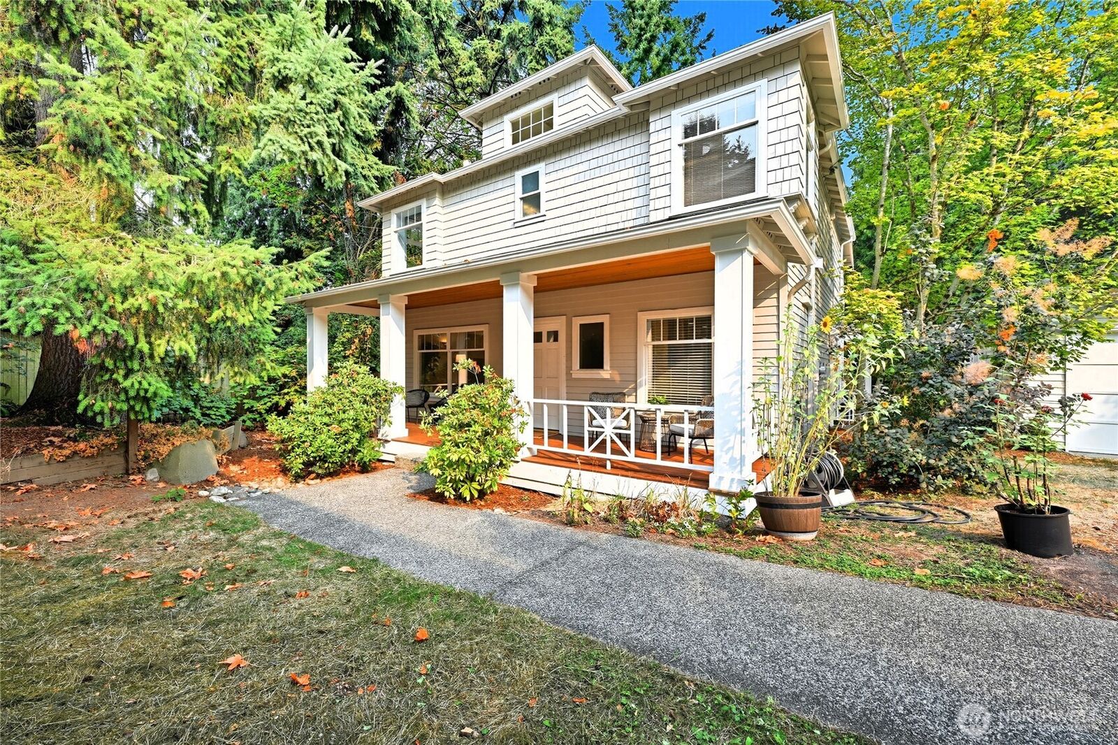 Property Photo: 5905 106th Avenue NE WA 98033