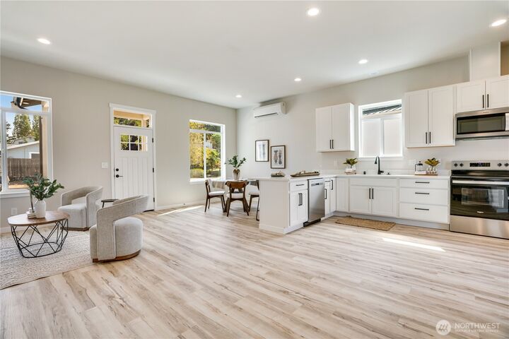 Property Photo: 3932 N Highland Street WA 98407