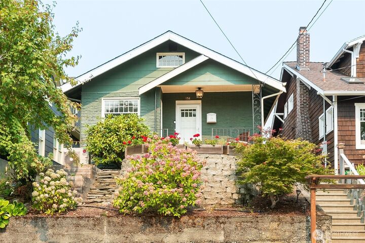 154 NE 52nd Street  Seattle WA 98105 photo