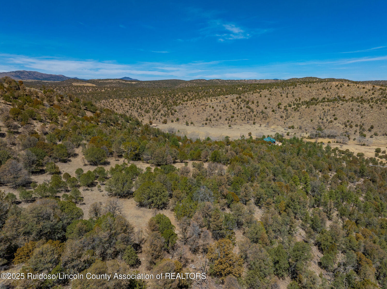 Property Photo:  408 Santiago Crl.  NM 88312 
