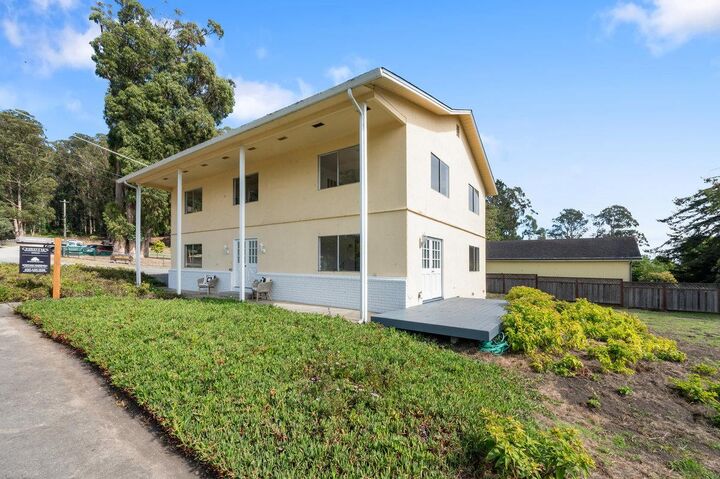 Property Photo:  422 Santa Maria Avenue  CA 94018 