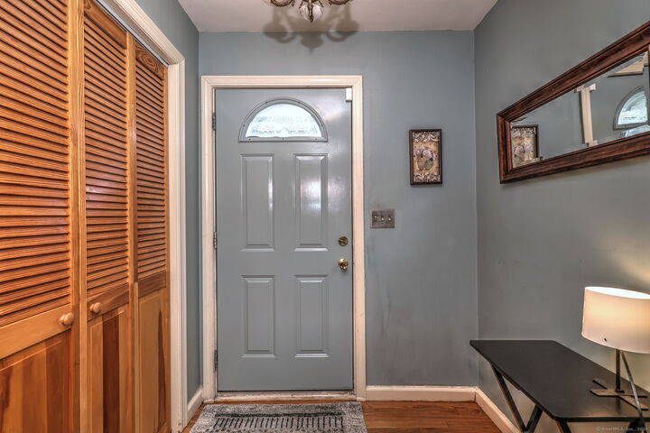 Property Photo:  230 Curtis Drive  CT 06515 