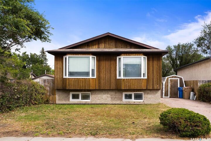 1039 Fleet Street  Regina SK S4N 6M3 photo