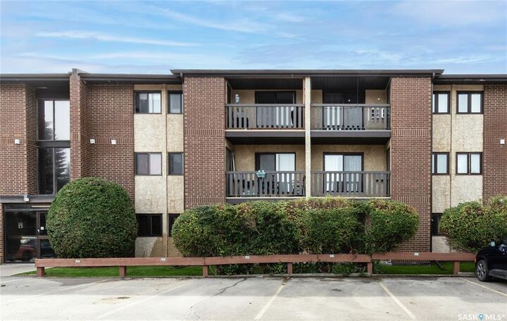 315 Tait Crescent 305  Saskatoon SK S7H 5L6 photo