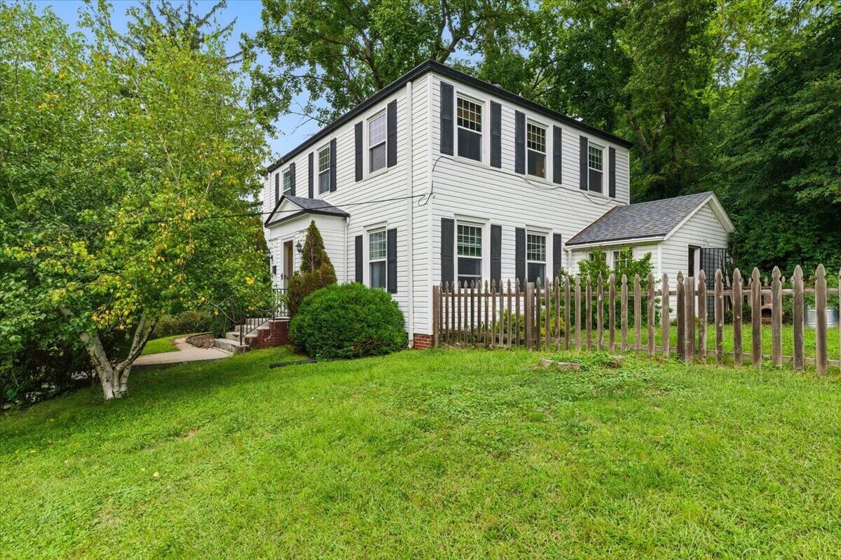 Property Photo:  135 Park  Avenue  IA 51503 