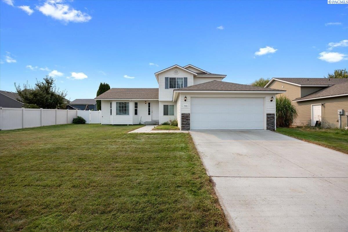 Property Photo: 7806 Snoqualmie Dr. WA 99301