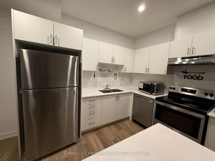 Property Photo: 249 Dain Avenue ON L3B 3E7
