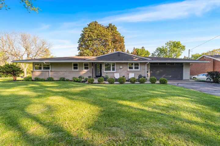 7 Hutton Drive  Belleville ON K8P 1E9 photo