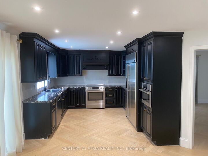 Property Photo: 91 Gordon Rowe Crescent ON L4C 8R5