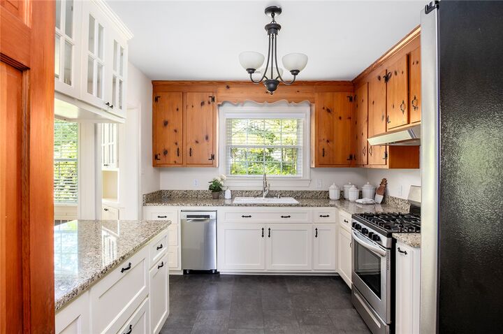 Property Photo:  9 Pendleton Street  VA 23606 