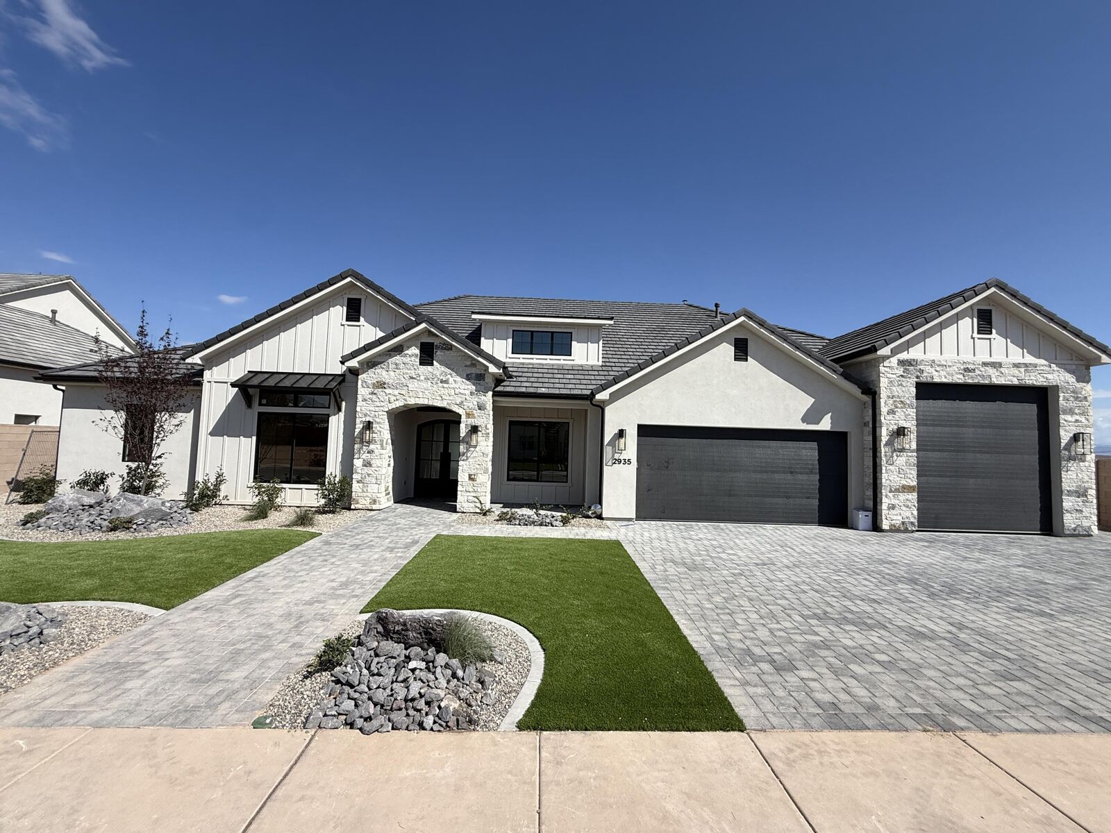 Property Photo: 2935 E Rowan Ln UT 84790