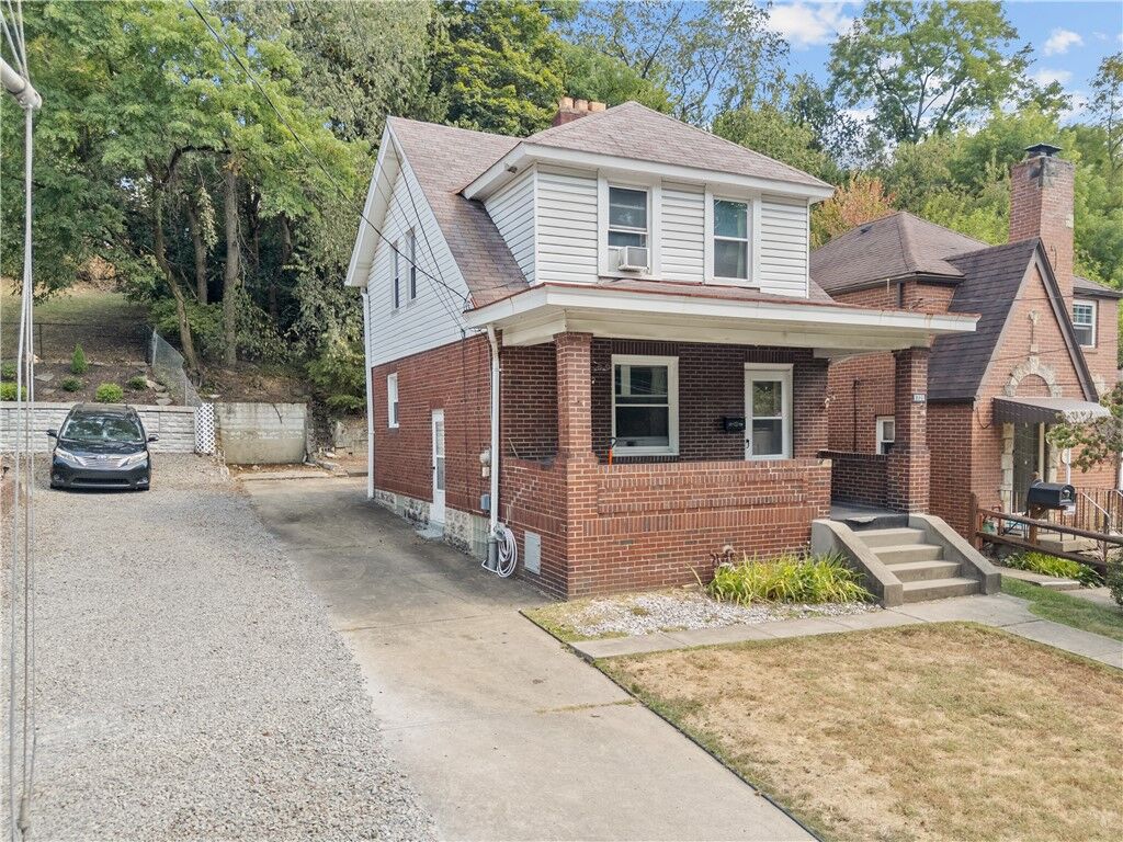 Property Photo: 1720 Homer St PA 15212