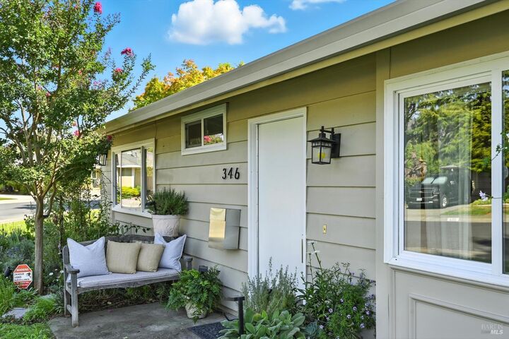Property Photo:  346 Green Field Circle  CA 95409 