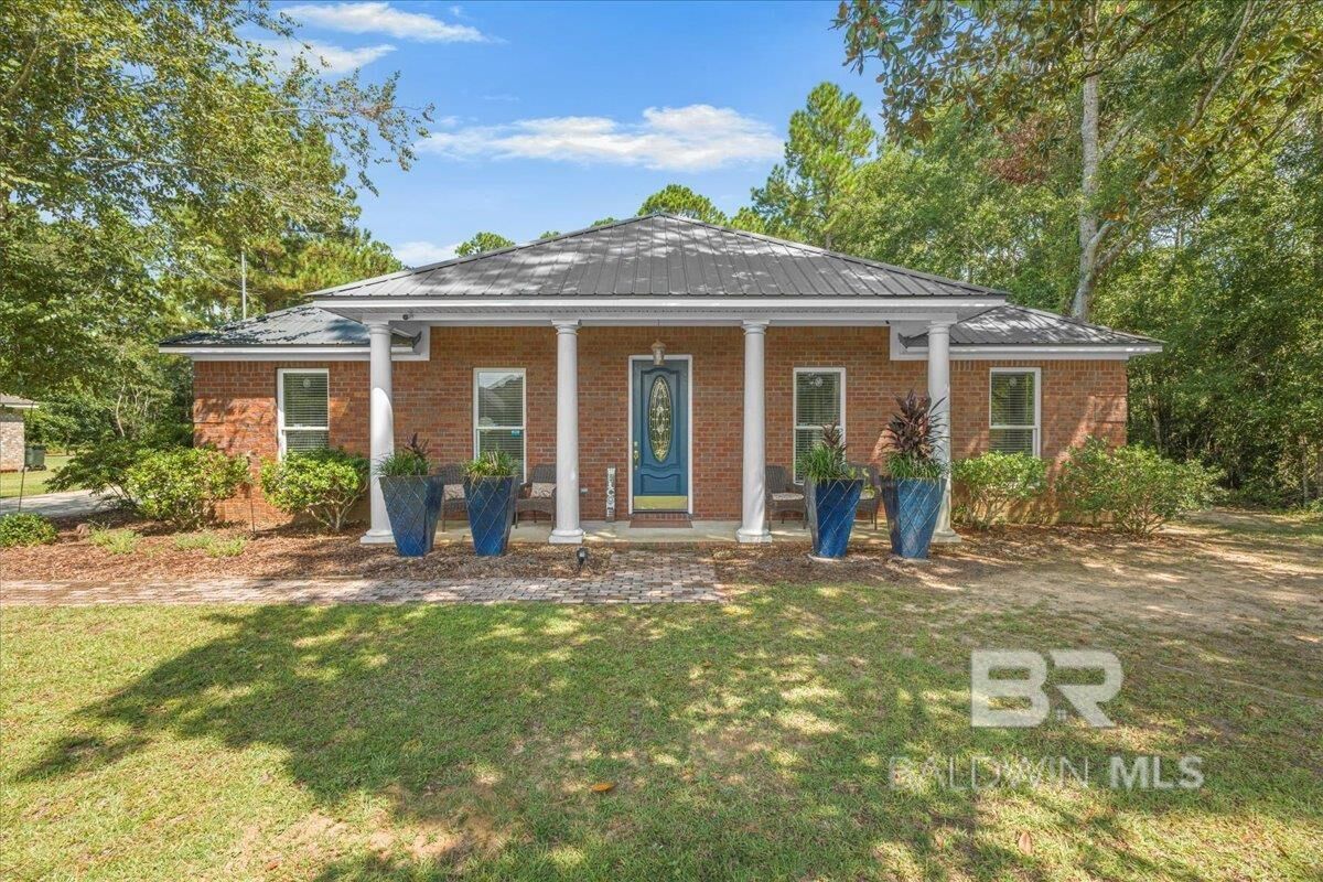 Property Photo:  20277 Heathrow Drive  AL 36576 