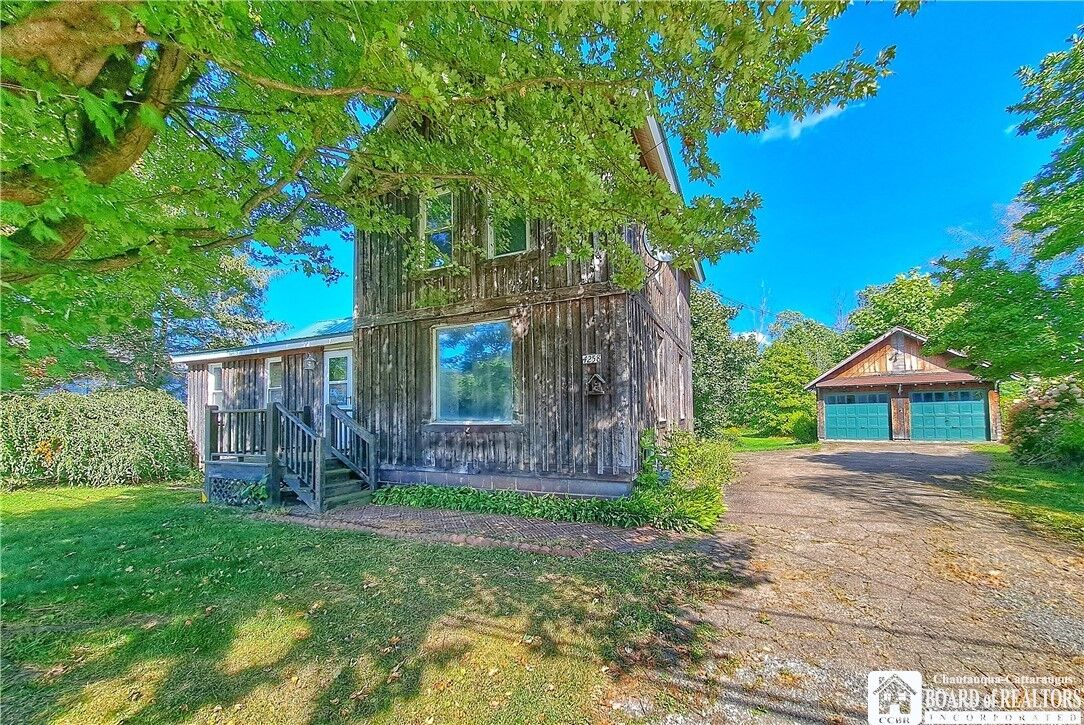 Property Photo:  4258 W Lake Road  NY 14757 