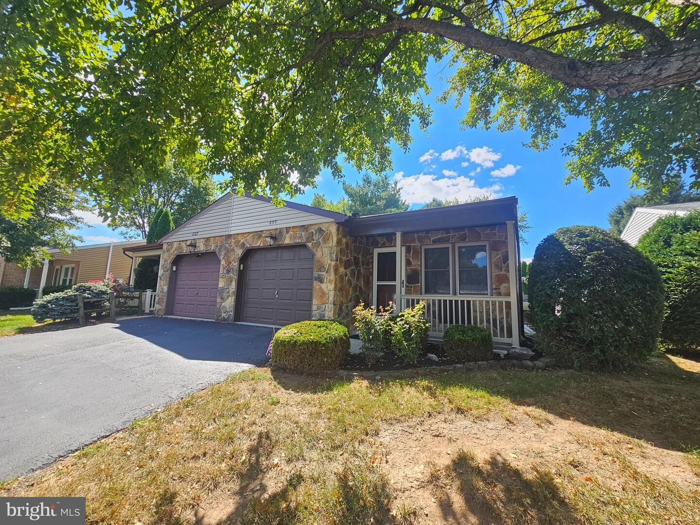 Property Photo:  809 N Walnut Street  PA 17055 