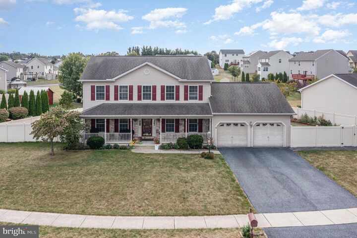Property Photo: 6355 Chatham Glenn Way N PA 17111