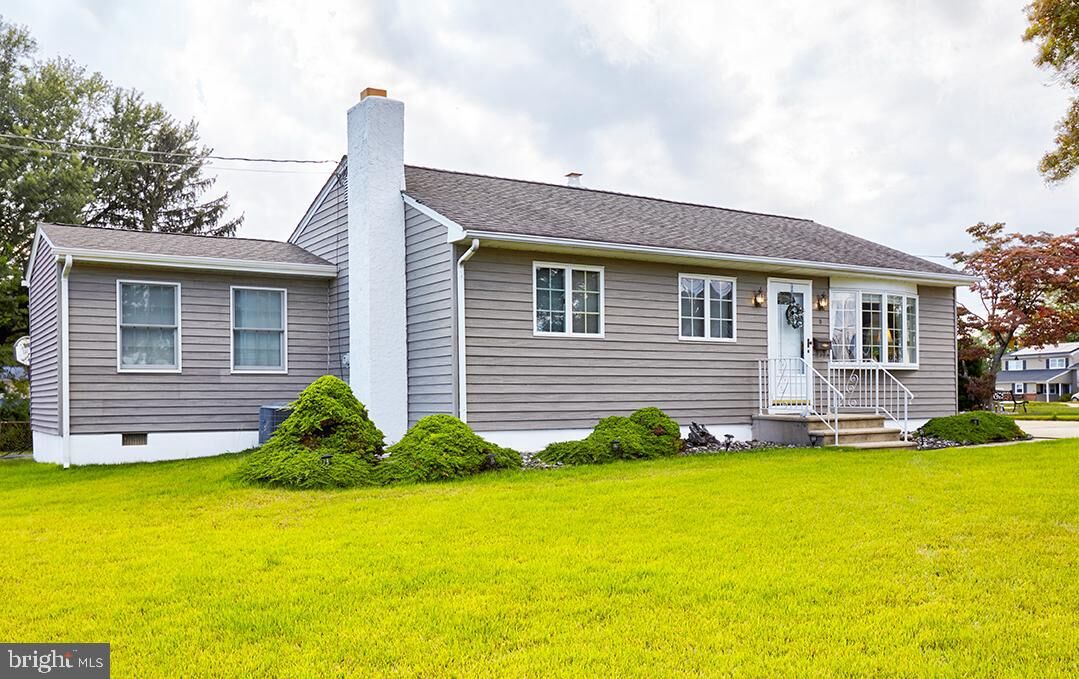 Property Photo: 9 Charles Bossert Drive NJ 08505