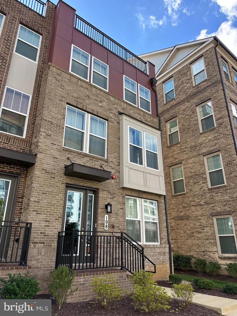 Property Photo:  108 Salinger Drive  MD 20878 