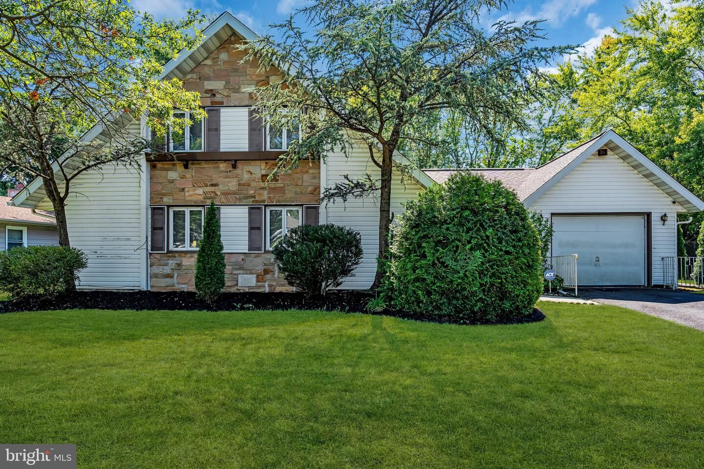Property Photo: 2 Gabriel Lane NJ 08046