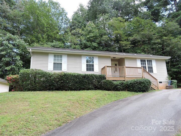 13 Dawson Place  Asheville NC 28803 photo