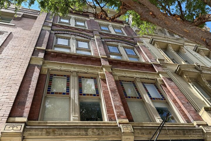 Property Photo:  1415 Vine Street  OH 45202 