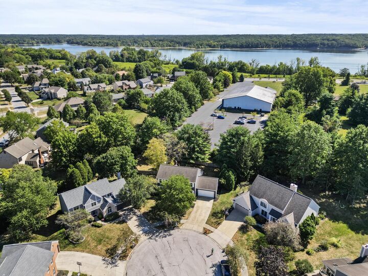 Property Photo: 1155 Ashford Court OH 43082