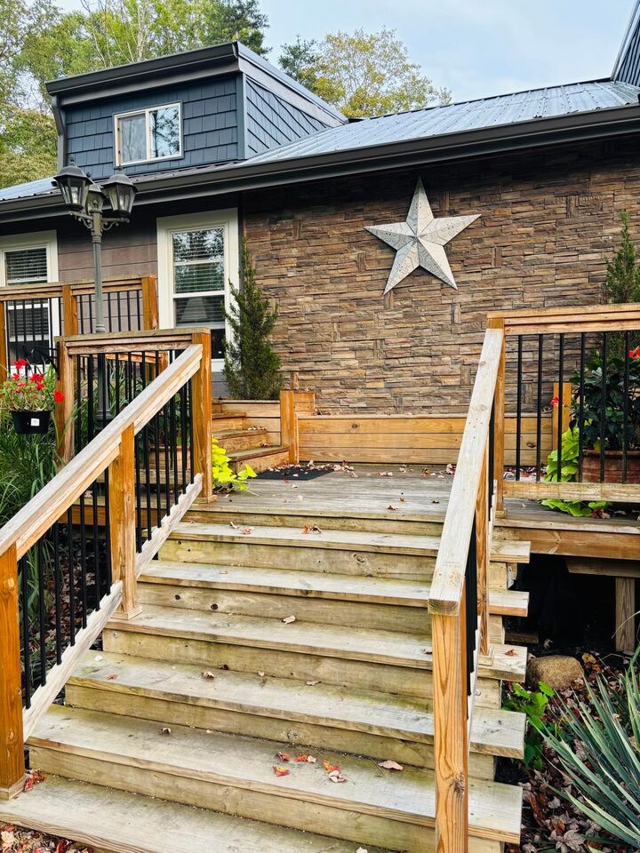 Property Photo:  901 Kato Court  OH 43155 