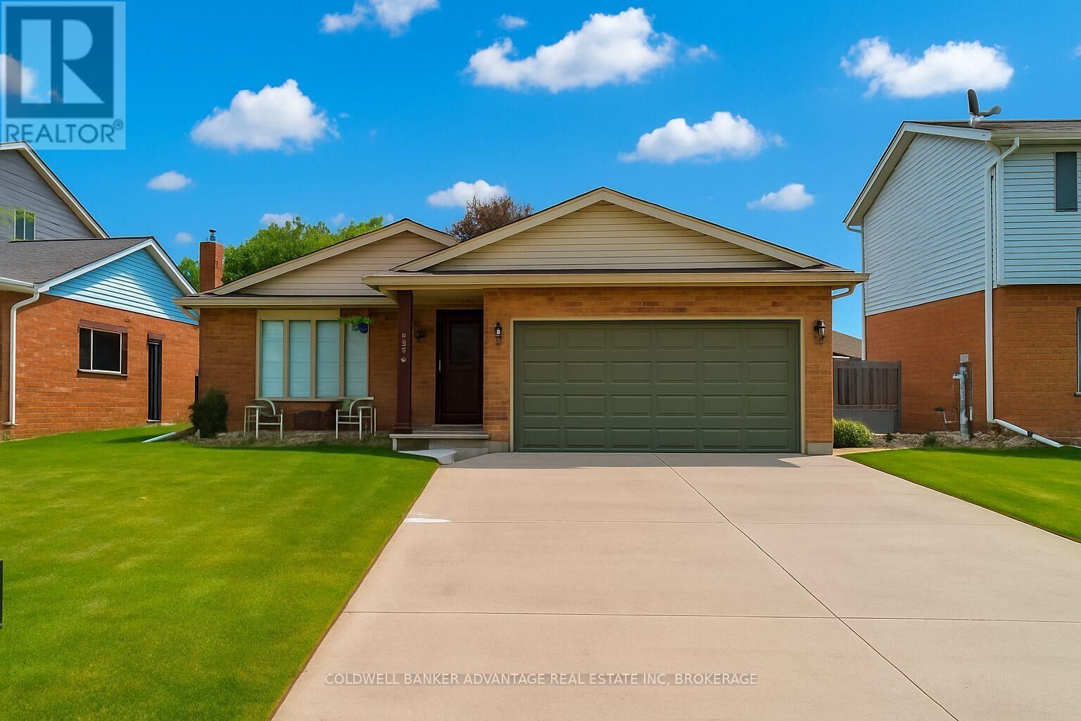 Property Photo:  7362 Nathan Crescent  ON L2G 7R6 