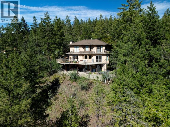 Property Photo: 440 Grainger Road BC V1V 1C8