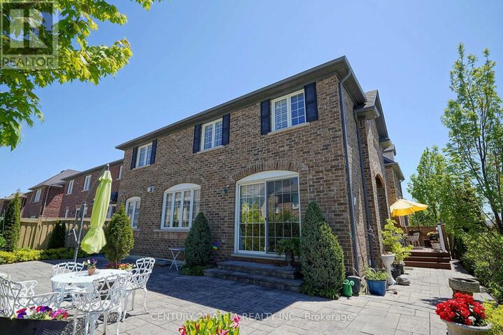 Property Photo: 2 Colonel George McLaren Drive ON L6C 0L3