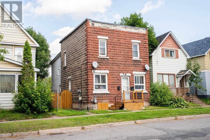 646 Queen St W  Sault Ste. Marie ON P6A 1A9 photo