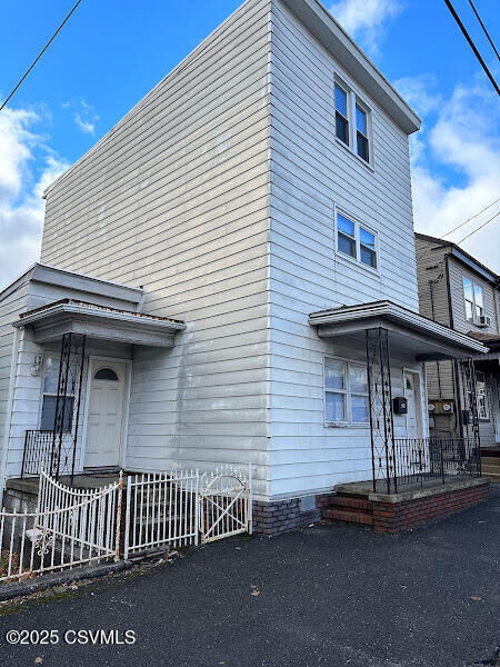 Property Photo:  256 S Lehigh Avenue  PA 17931 