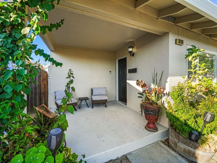 Property Photo:  36706 Hafner St  CA 94560 