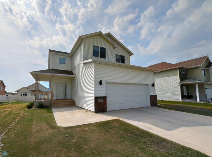 6797 28th Street S  Fargo ND 58104 photo