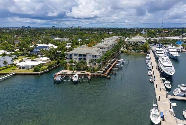 Property Photo: 3960 N Flagler Drive 306 FL 33407