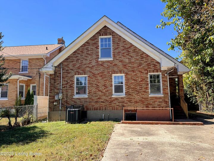 Property Photo:  733 S 44th St  KY 40211 