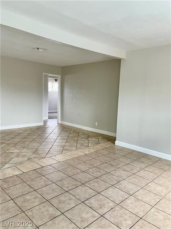 Property Photo: 1338 Smoke Tree Avenue NV 89108