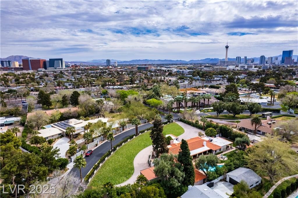 Property Photo:  1450 Rancho Circle  NV 89107 