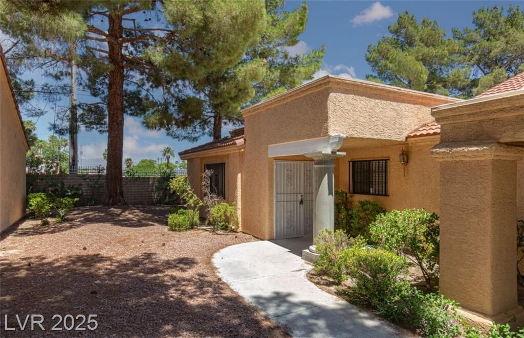 Property Photo:  2851 South Valley View Boulevard 1021  NV 89102 