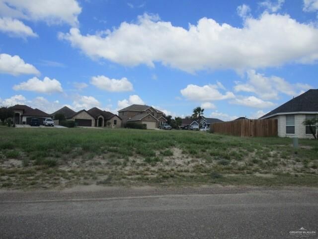 Property Photo:  420 N Kika De La Garza Boulevard  TX 78560 