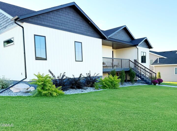 Property Photo:  5411 Titanium Drive  ND 58503 